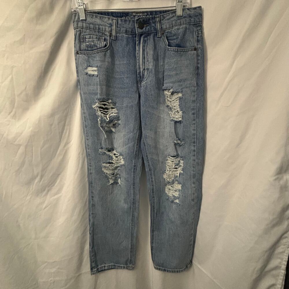 GOGO Distressed Mom Jeans Women’s Size 5 Light Wash Ripped High Rise Denim